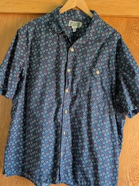 Duluth Trading Co Navy Short-Sleeve Star-Print Button-Down Shirt